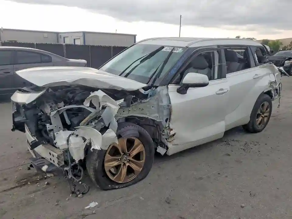 5TDABRCH6PS581340 2023 TOYOTA HIGHLANDER-0