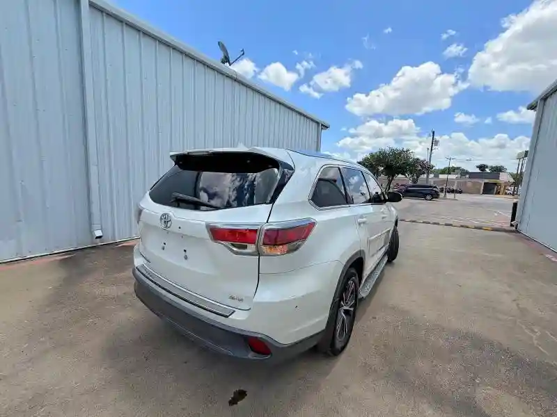 5TDKKRFH9GS155738 2016 TOYOTA HIGHLANDER-3