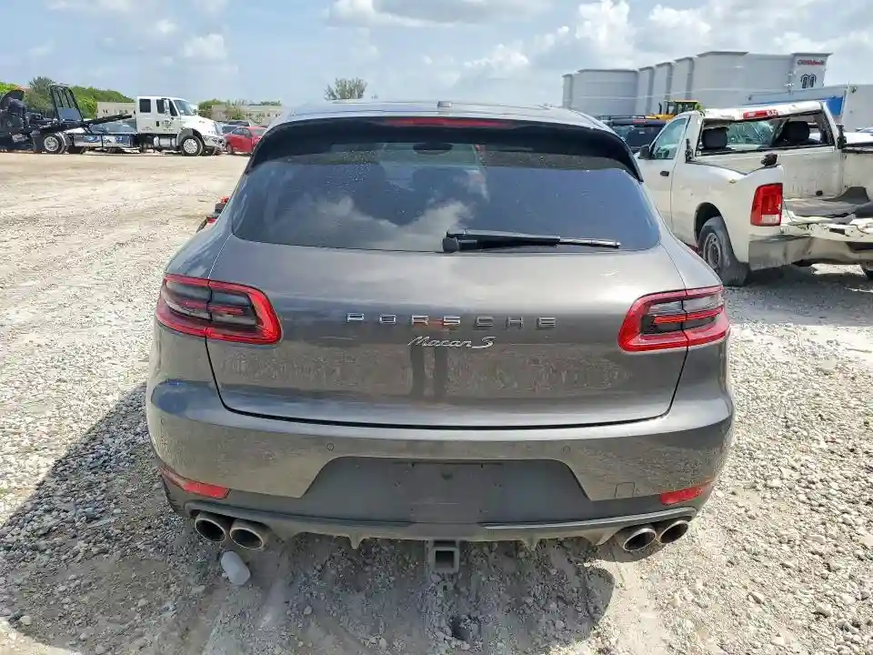 WP1AB2A55GLB40847 2016 PORSCHE MACAN-5