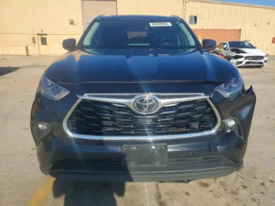 5TDDZRBH6MS122041 2021 TOYOTA HIGHLANDER-4