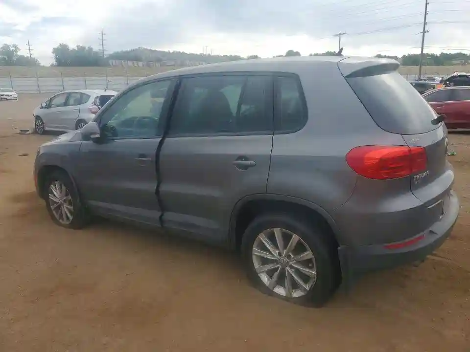 WVGBV7AXXHK047692 2017 VOLKSWAGEN TIGUAN-1