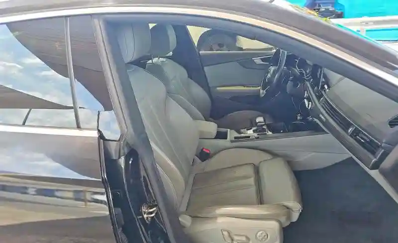 WAUDACF59MA056857 2021 AUDI A5-4