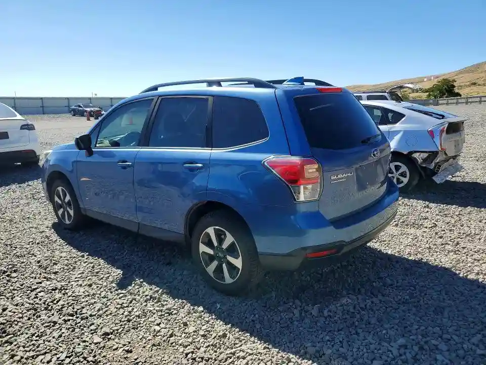JF2SJABC3HH447200 2017 SUBARU FORESTER-1