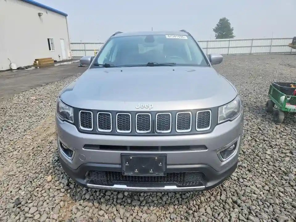 3C4NJDCB7KT753411 2019 JEEP COMPASS-4