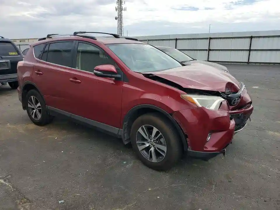 JTMWFREV7JD121765 2018 TOYOTA RAV4-3