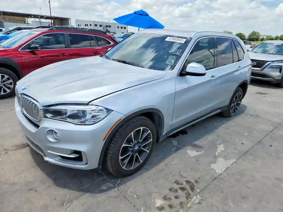5UXKR2C30H0U23431 2017 BMW X5-0