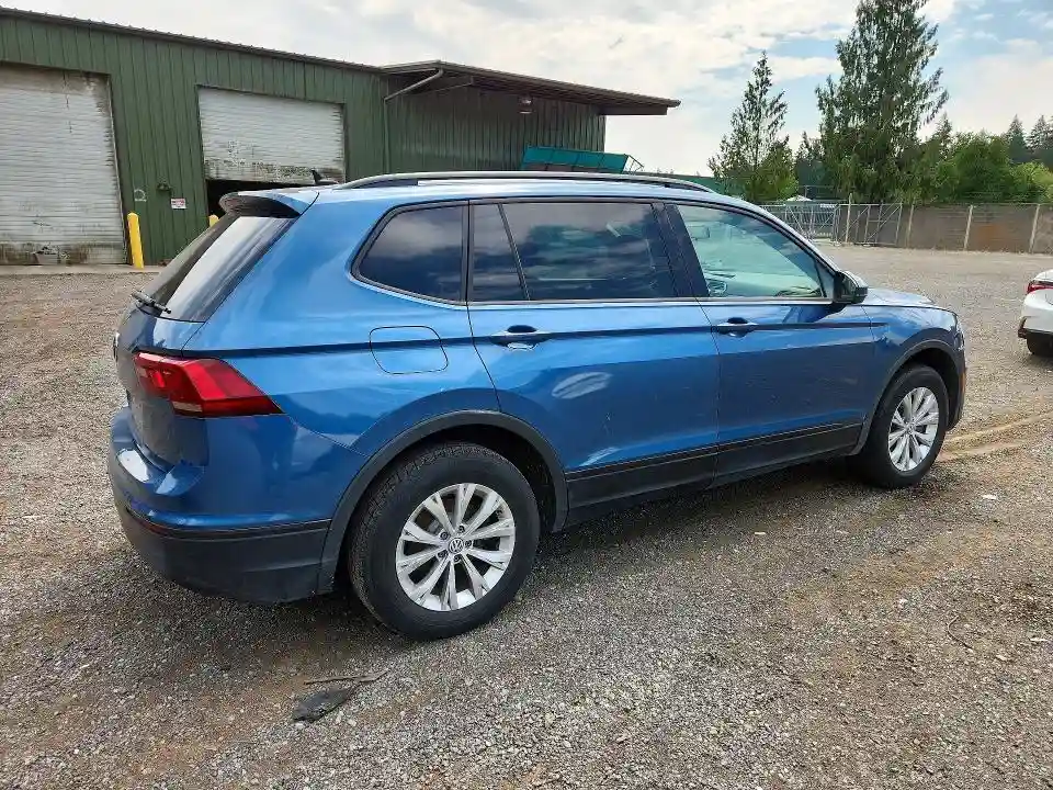 3VV1B7AX3LM059758 2020 VOLKSWAGEN TIGUAN-2