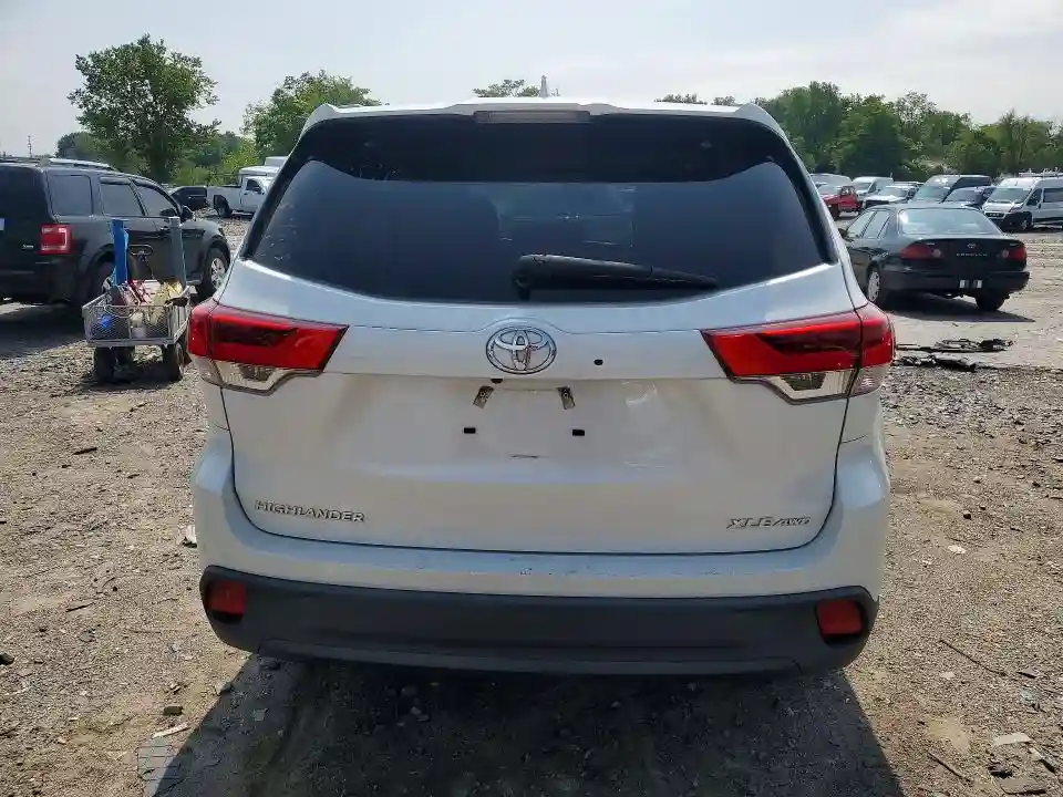 5TDJZRFH2KS570092 2019 TOYOTA HIGHLANDER-5