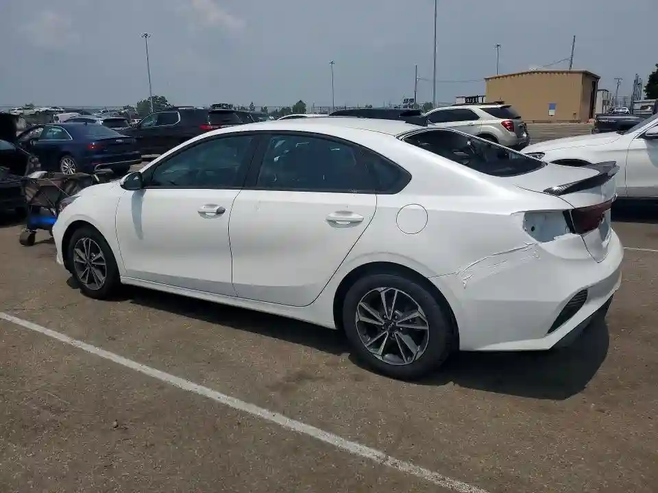 3KPF24AD8PE602448 2023 KIA FORTE LXS-1