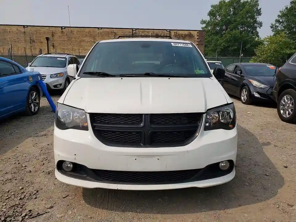 2C4RDGCG0KR774545 2019 DODGE CARAVAN-4
