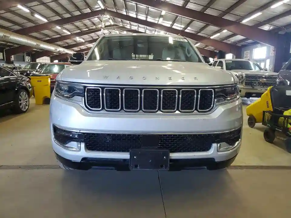 1C4SJUAP5RS104817 2024 JEEP WAGONEER-4