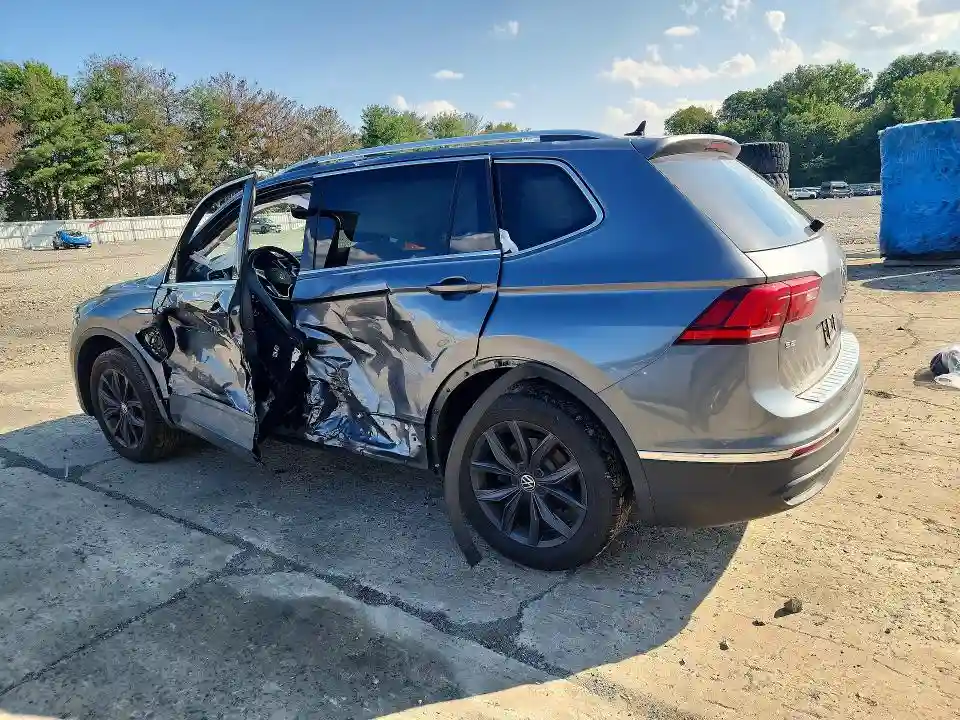 3VVMB7AX3PM070827 2023 VOLKSWAGEN TIGUAN-1