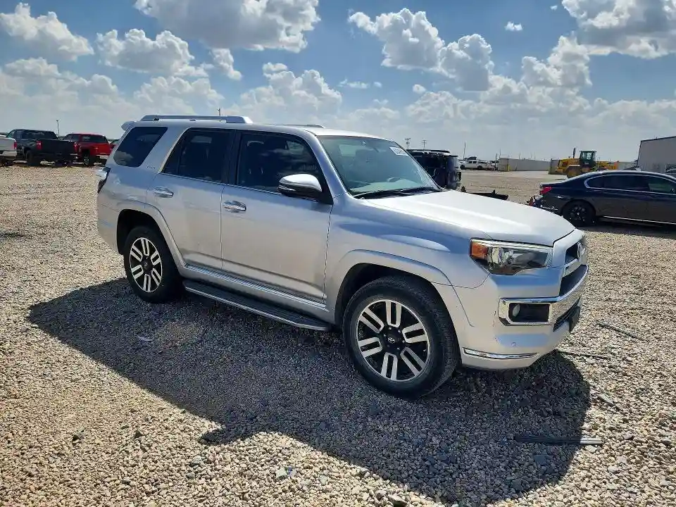 JTEBU5JR6J5558281 2018 TOYOTA 4RUNNER-3