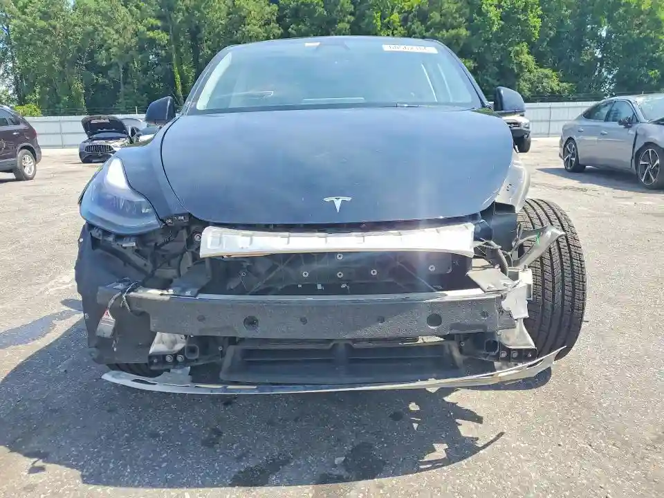 7SAYGDEEXPA176477 2023 TESLA MODEL Y-4