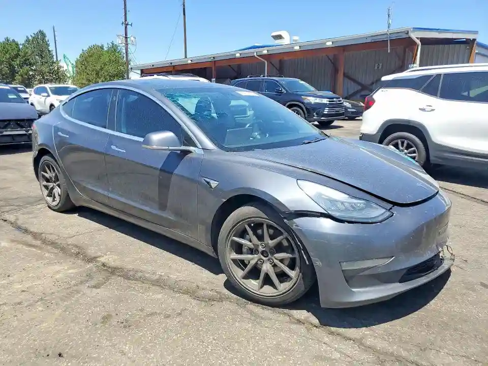 5YJ3E1EB0JF066081 2018 TESLA MODEL 3-3