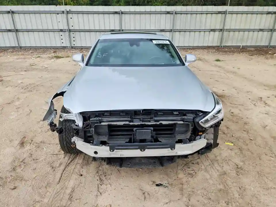 KMHG54JH9HU032523 2017 GENESIS G90-4