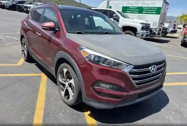 KM8J3CA22GU079540 2016 HYUNDAI TUCSON-0