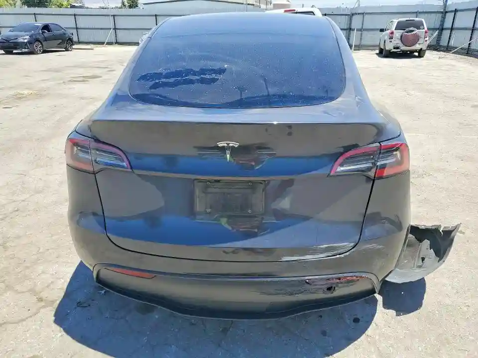 7SAYGDED7SF240686 2025 TESLA MODEL Y-5