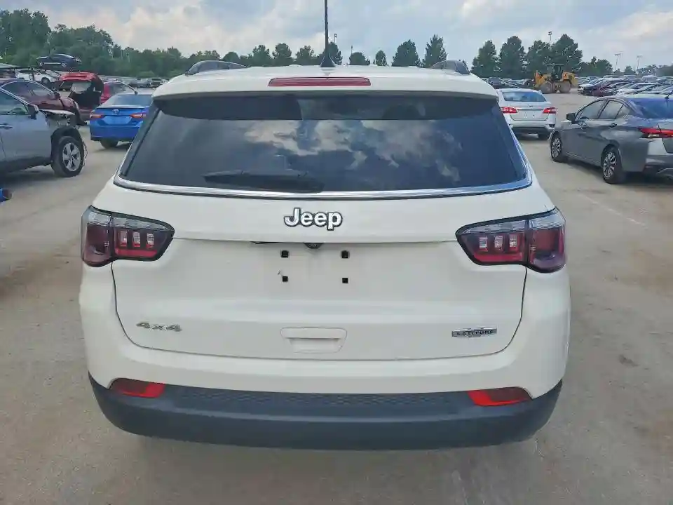 3C4NJDBB9LT161558 2020 JEEP COMPASS-5