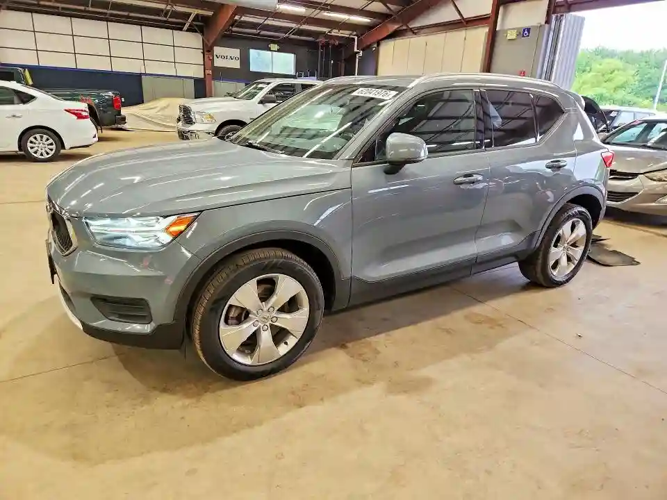 YV4162UK0L2278235 2020 VOLVO XC40-0