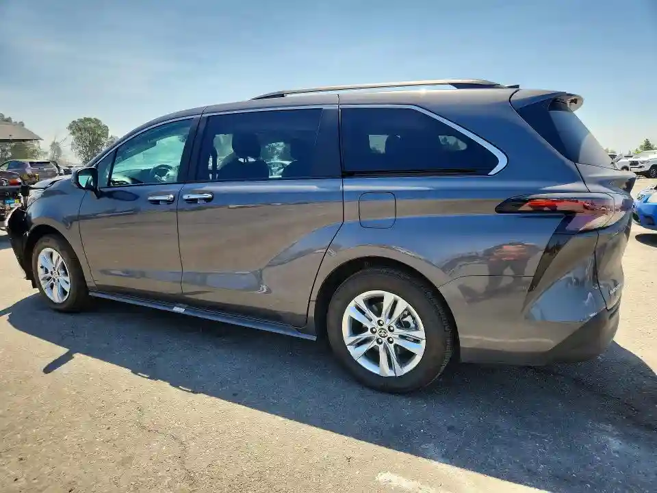 5TDJSKFC4SS201265 2025 TOYOTA SIENNA-1