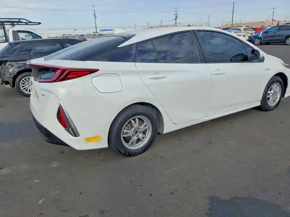 JTDKAMFP6N3212148 2022 TOYOTA PRIUS-2