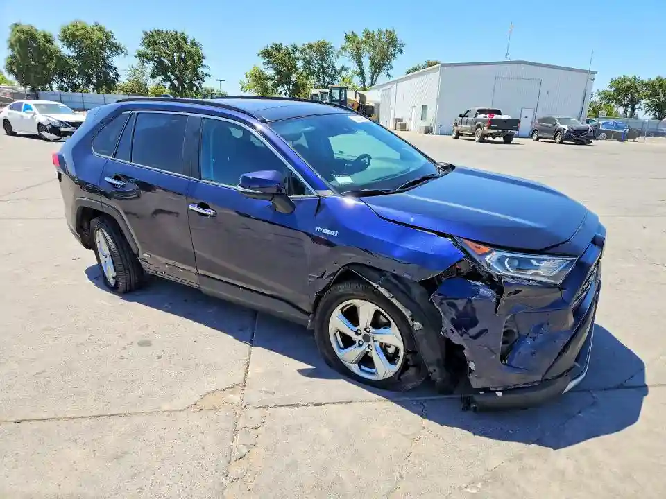 4T3D6RFV0MU023917 2021 TOYOTA RAV4-3