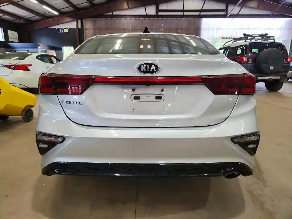 3KPF24ADXKE006122 2019 KIA FORTE-5