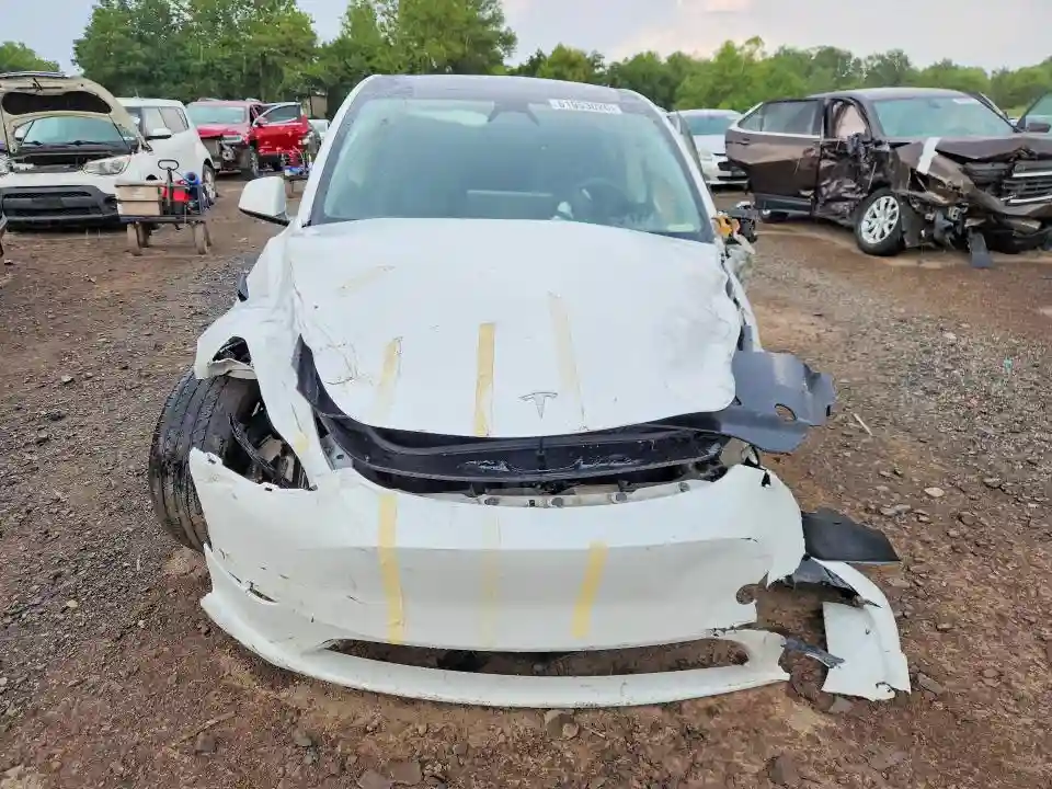 7SAYGDED3RF129160 2024 TESLA MODEL Y-4