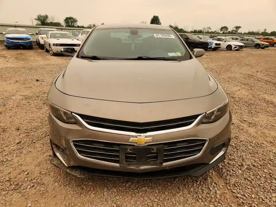 1G1ZE5ST2HF249009 2017 CHEVROLET MALIBU-4