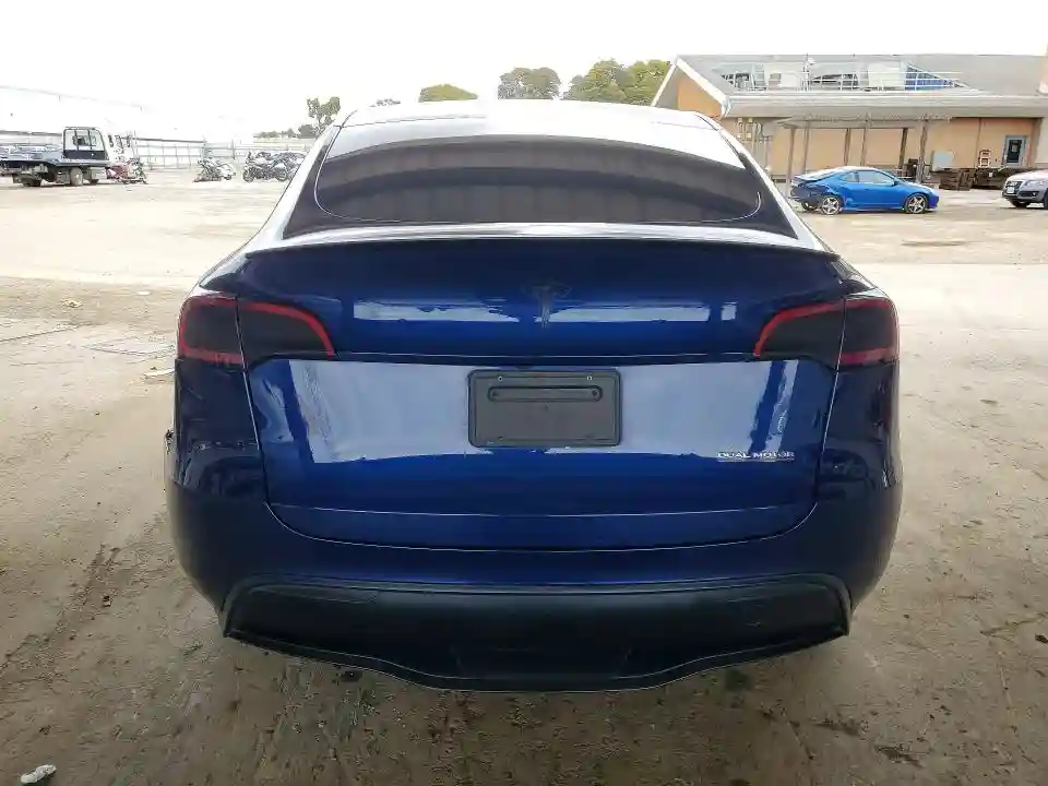 7SAYGDEF6PF622927 2023 TESLA MODEL Y-5