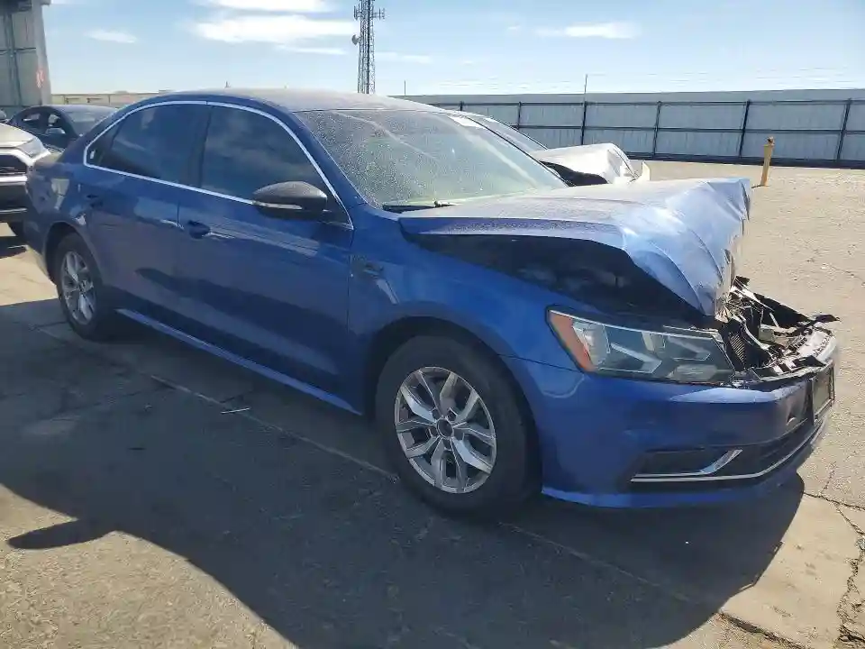 1VWAT7A32GC042026 2016 VOLKSWAGEN PASSAT-3