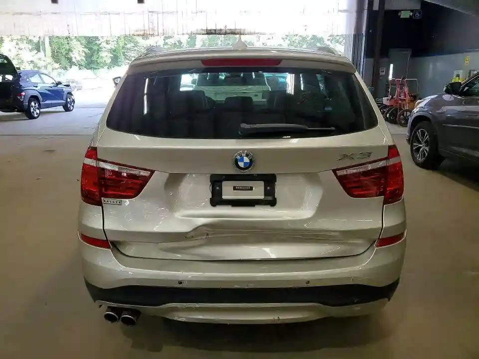 5UXWX9C53F0D61914 2015 BMW X3-5