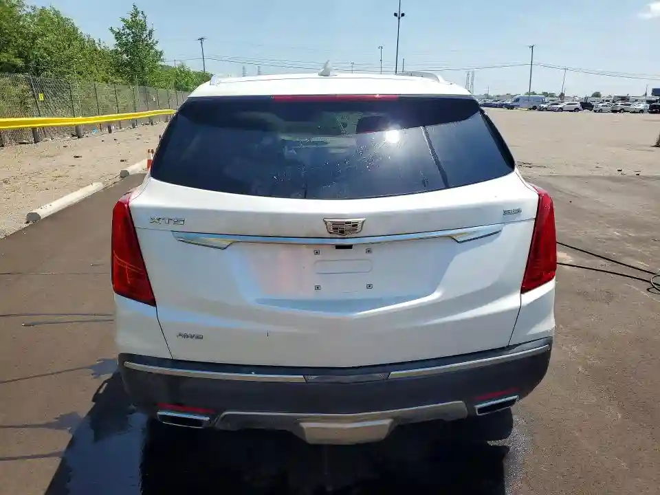 1GYKNFRS5HZ123473 2017 CADILLAC XT5-5
