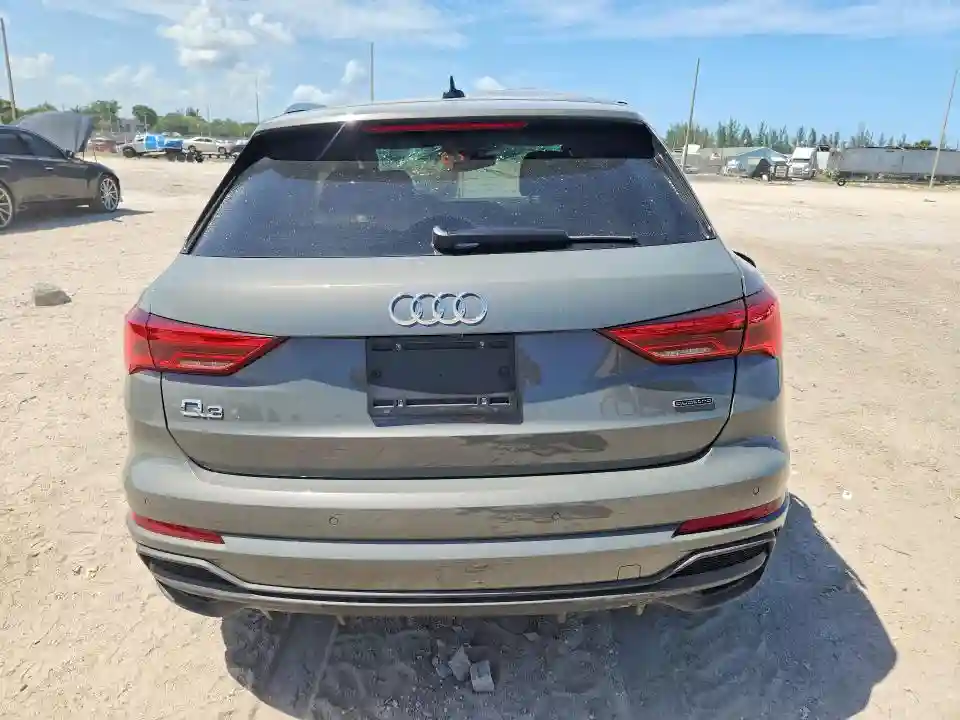 WA1DECF31S1074329 2025 AUDI Q3-5