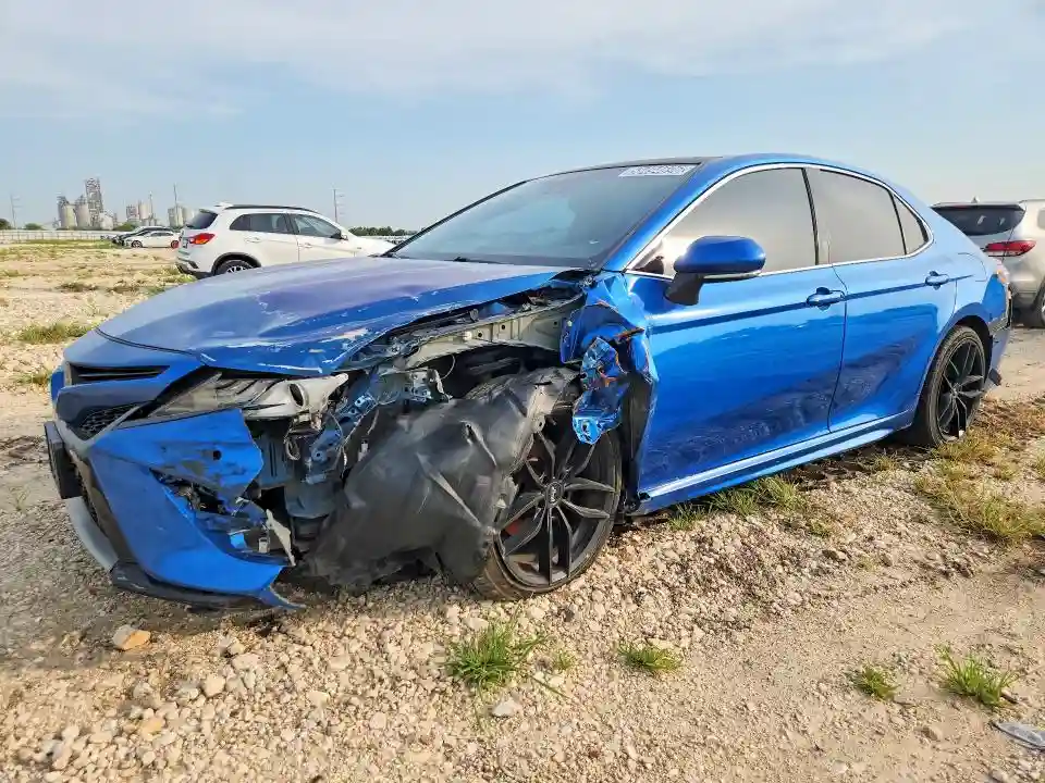 4T1B61HK7JU058549 2018 TOYOTA CAMRY-0
