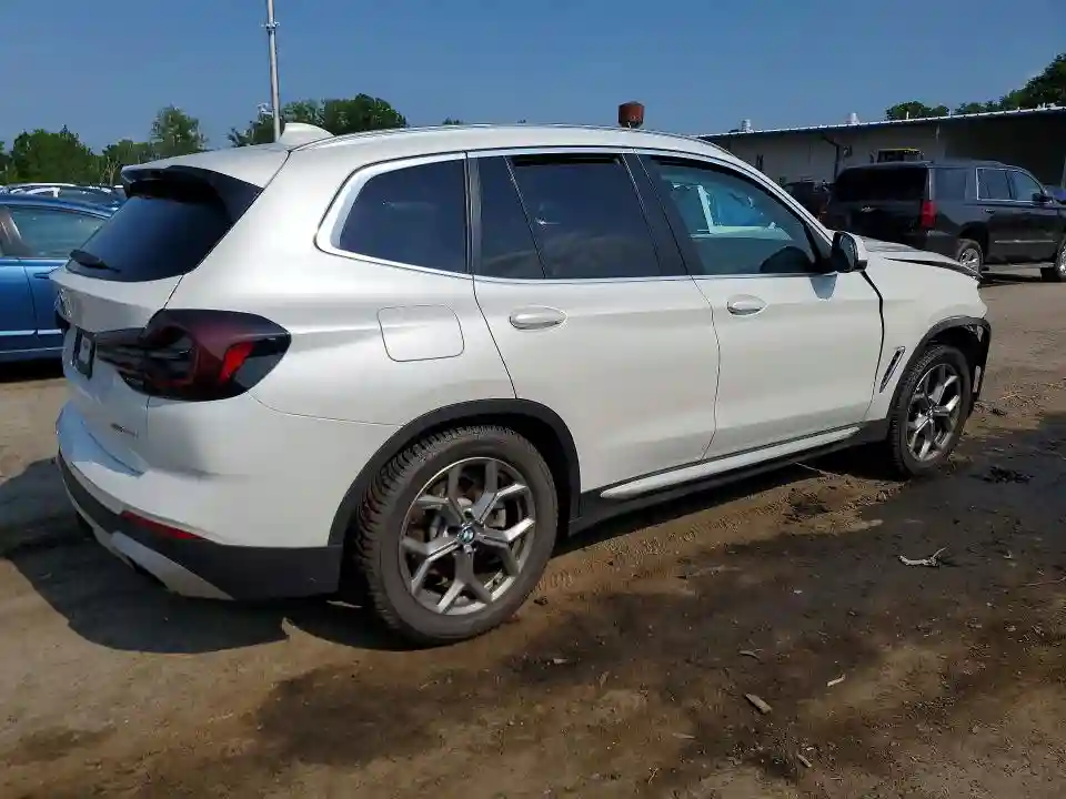 5UX53DP09P9S47113 2023 BMW X3-2