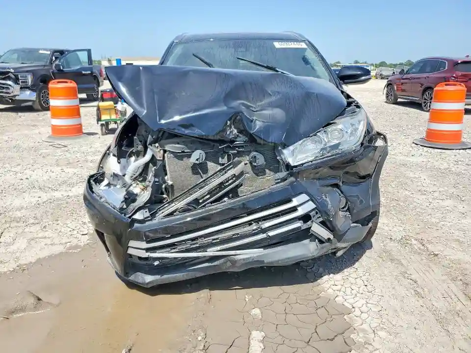5TDJZRFHXKS575329 2019 TOYOTA HIGHLANDER-4