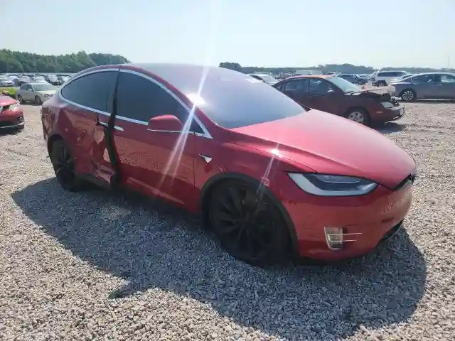 5YJXCBE48HF025027 2017 TESLA MODEL X-3