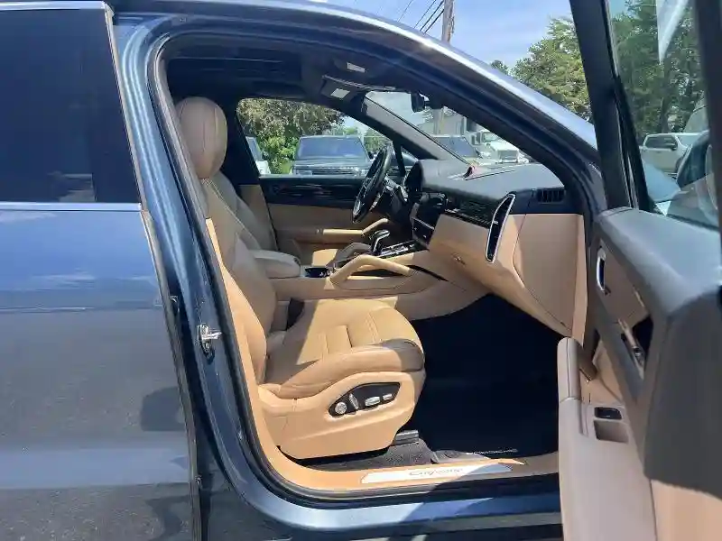WP1AA2AY3LDA00801 2020 PORSCHE CAYENNE-4