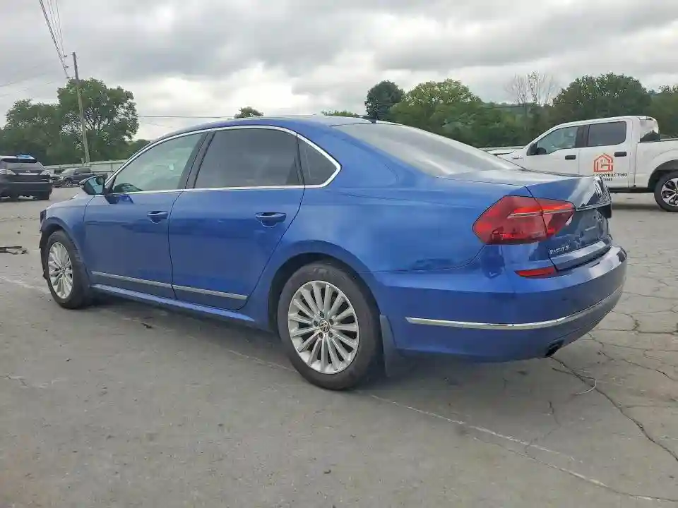 1VWBT7A39HC048377 2017 VOLKSWAGEN PASSAT-1