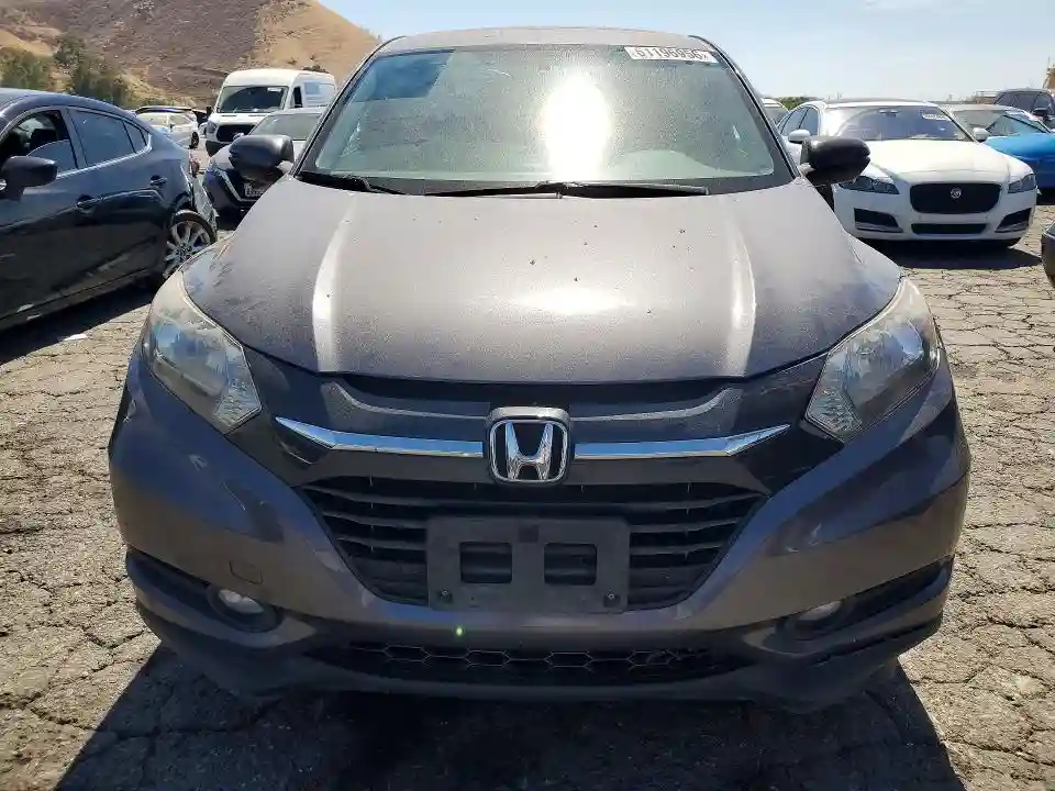 3CZRU6H51JG728772 2018 HONDA HR-V-4