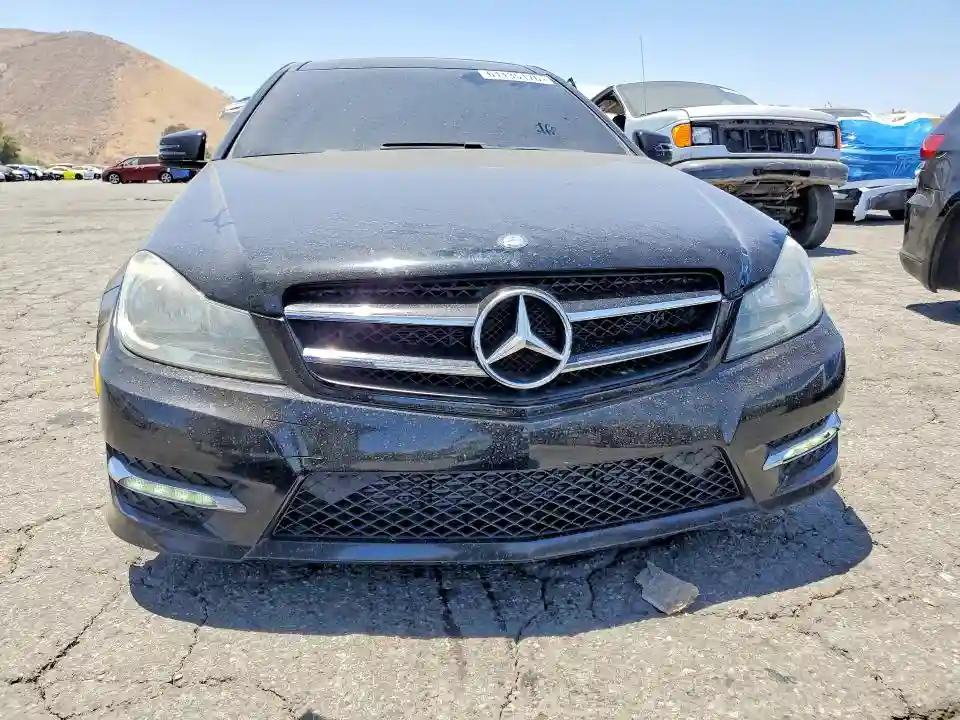 WDDGJ4HB7FG385734 2015 MERCEDES-BENZ C-CLASS-4