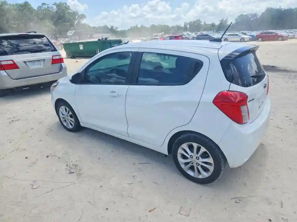 KL8CD6SA4MC740156 2021 CHEVROLET SPARK-1