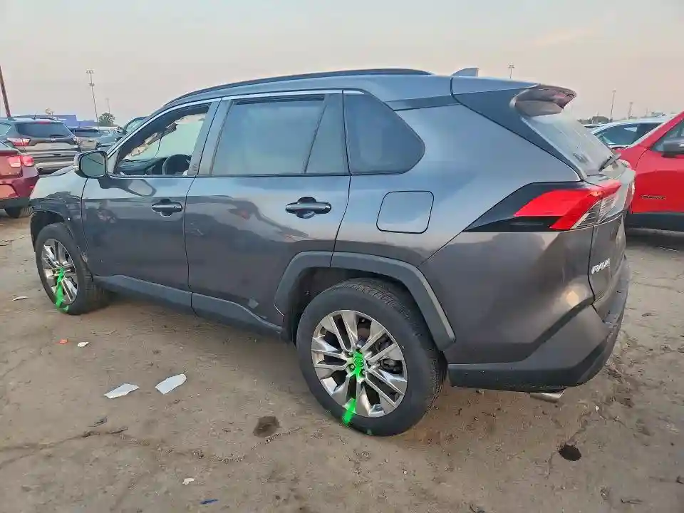2T3A1RFV6MC192438 2021 TOYOTA RAV4-1
