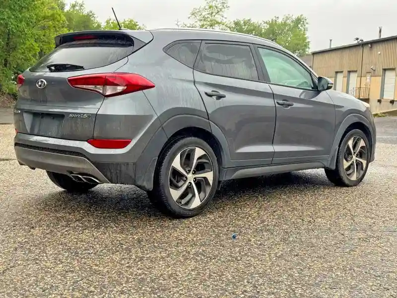 KM8J3CA2XGU194869 2016 HYUNDAI TUCSON-3