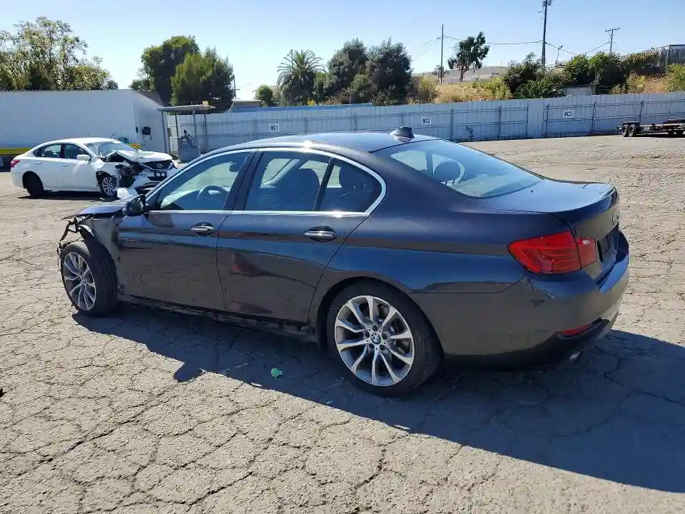 WBA5B1C52GG133483 2016 BMW 5 SERIES-1