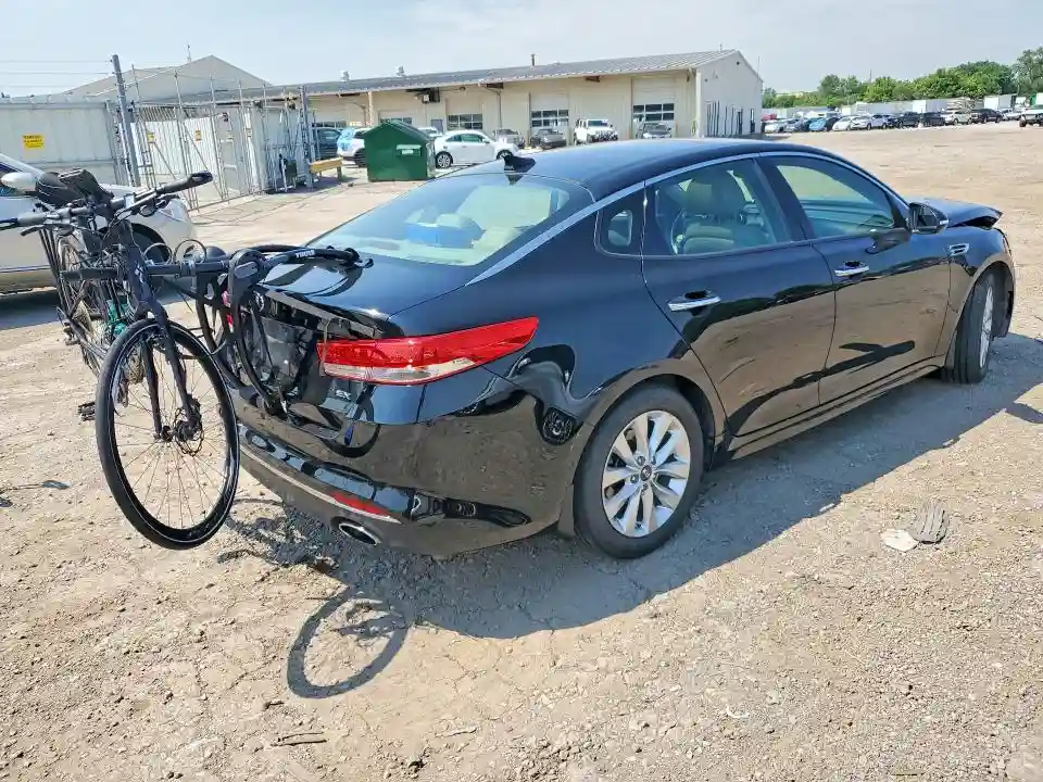 5XXGU4L31JG260715 2018 KIA OPTIMA-2