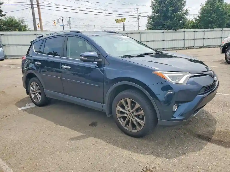 JTMDFREVXJD246234 2018 TOYOTA RAV4-3