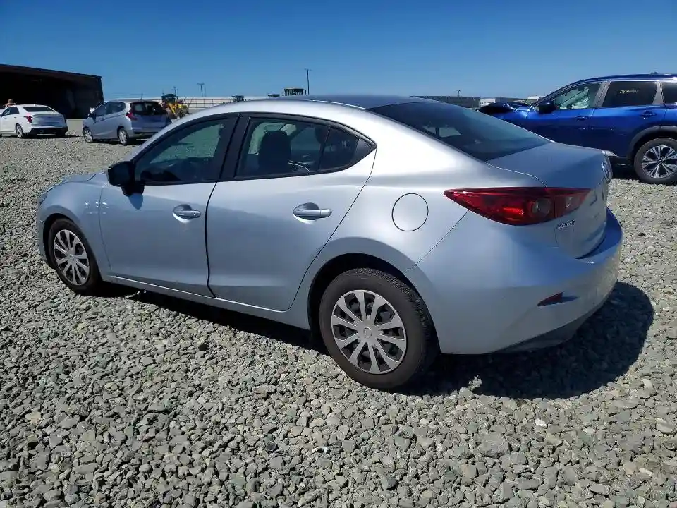 3MZBN1U72HM123151 2017 MAZDA 3-1